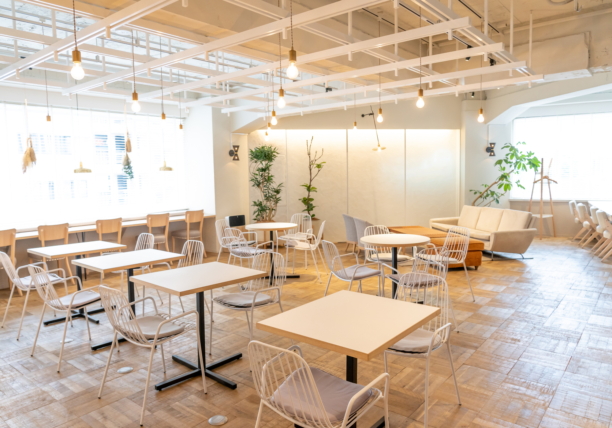 工場に社員が快適に過ごせる休憩室を作るためのレイアウトのポイント